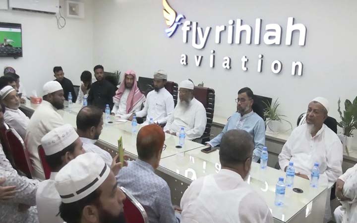 হজ এজেন্সি ব্যবসায় নামলেন জাতীয় দলের দুই ক্রিকেটার