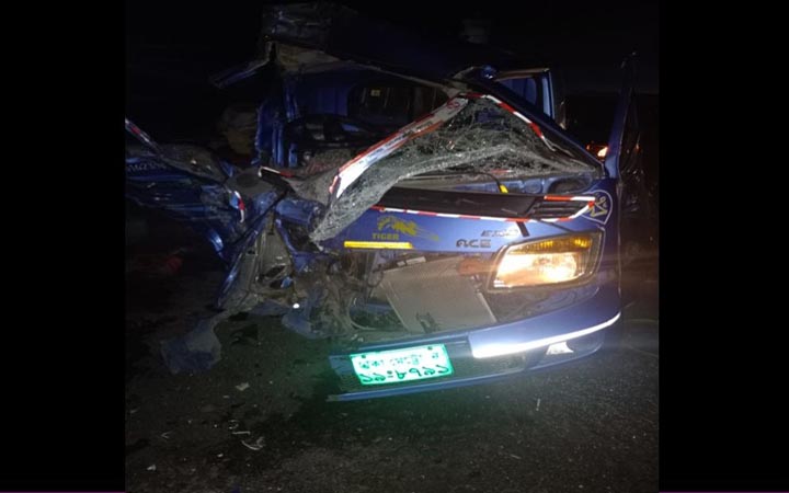 মাধবপুরে ট্রাক-পিকআপের মুখোমুখি সংঘর্ষ, নিহত ৪