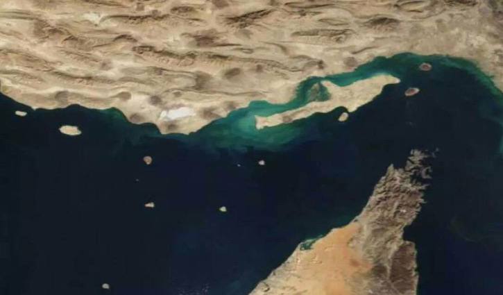 হরমুজ প্রণালি বন্ধের অনুমোদন ইরানের পার্লামেন্টে