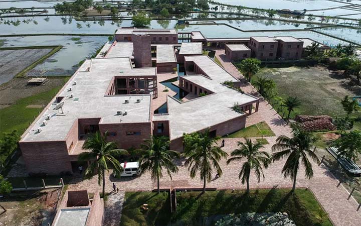 মনোরম স্থাপত্যে বিশ্ব সেরার স্বীকৃতি পেল বাংলাদেশের হাসপাতাল