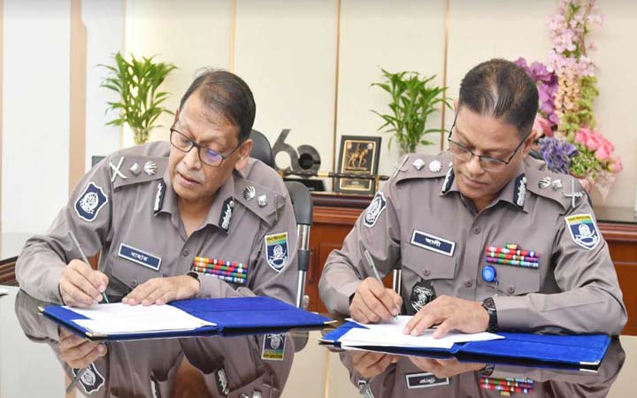 দায়িত্ব গ্রহণ করেছেন নবনিযুক্ত আইজিপি মো. আলী হোসেন ফকির