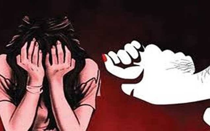 মাদ্রাসা শিক্ষকের বিরুদ্ধে শিক্ষার্থীকে ধর্ষনের অভিযোগ