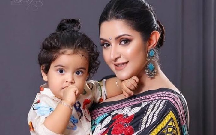 পরিমনি ও তার ছেলের নতুন ভিডিও প্রকাশ