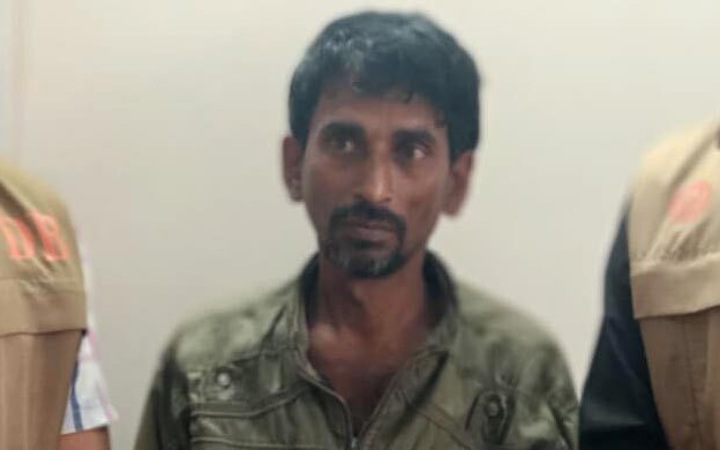 মানিকগঞ্জে নিষিদ্ধ আফিম চাষ করায় গ্রেফতার ১