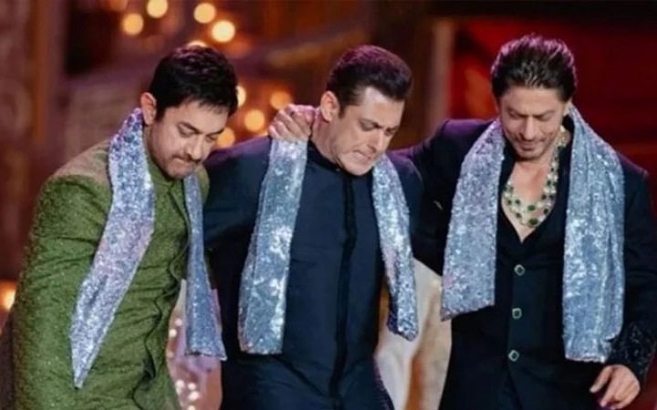 অনন্ত আম্বানীর প্রাক বিবাহ অনুষ্ঠানে  একমঞ্চে নাচলেন বলিউডের তিন খান