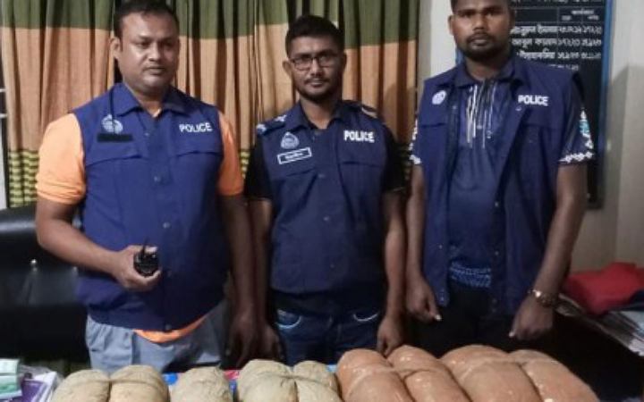 ব্রাহ্মণবাড়িয়ায় ১৮ কেজি গাঁজা উদ্ধার
