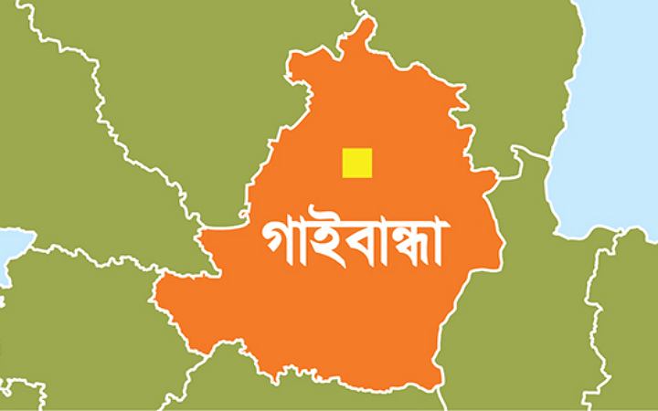 বাস তল্লাশি করে গাইবান্ধায় ফেনসিডিলসহ আটক ১