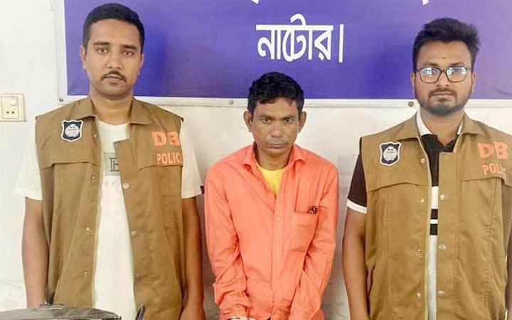 নাটোরে এক হাজার পিস ইয়াবাসহ গ্রেফতার ১