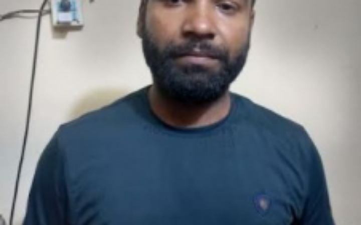 নারায়ণগঞ্জে চোরাই মোবাইলসহ গ্রেফতার ১