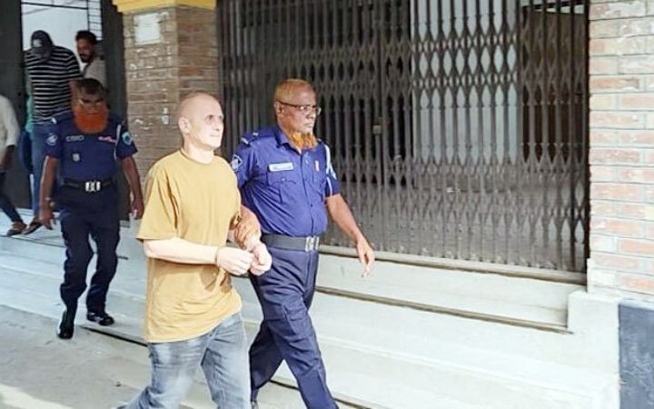 কাজাকিস্তানের নাগরিক হত্যার দায়ে বেলারুশ নাগরিকের যাবজ্জীবন