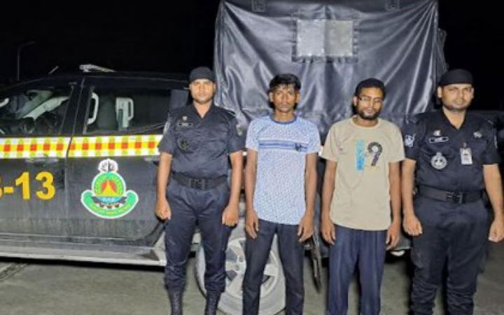 হাতীবান্ধায় দুই মাদক কারবারি আটক