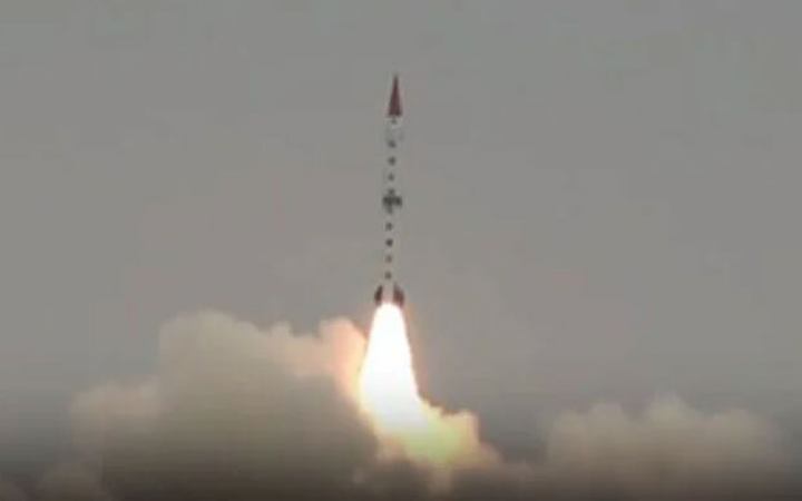এবার ব্যালিস্টিক ক্ষেপণাস্ত্র উৎক্ষেপণ করলো পাকিস্তান