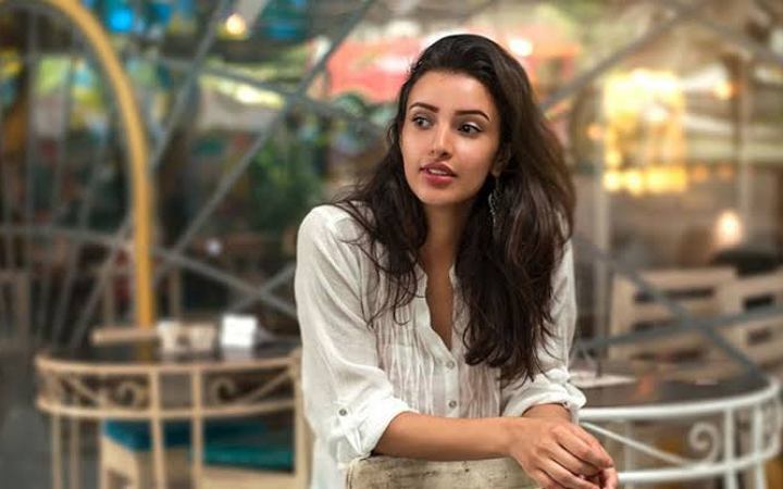 নিজের অতীত নিয়ে বিস্ফোরক মন্তব্য তৃপ্তির