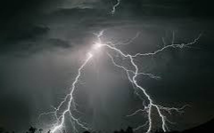দৌলতপুরে বজ্রপাতে নিহত ৫ আহত ৫