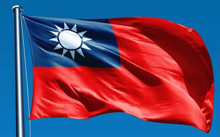 তাইওয়ানের কাছে অস্ত্র বিক্রি যুক্তরাষ্ট্রের, গর্জে উঠেছে চীন