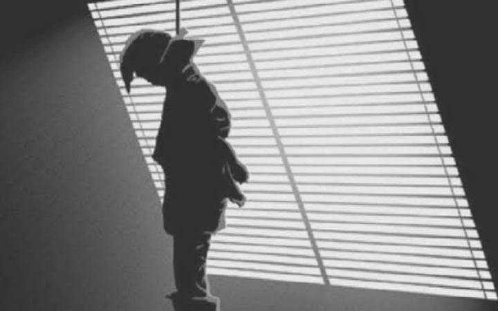 টঙ্গীবাড়িতে গলায় ফাঁস দিয়ে যুবকের আত্মহত্যা