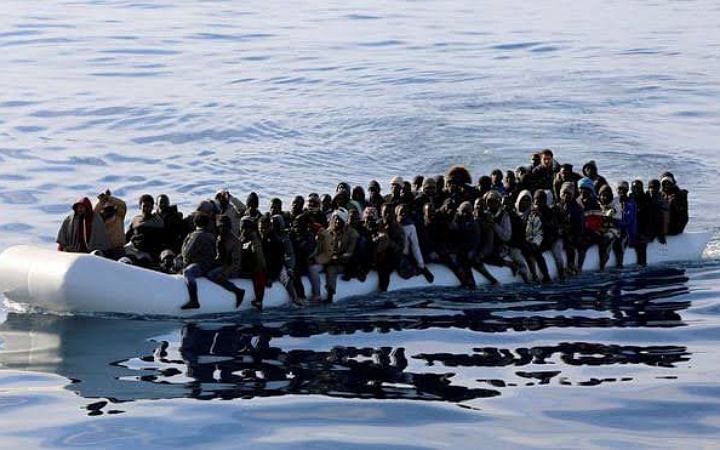 অবৈধভাবে ভূমধ্যসাগর পাড়ি দিতে গিয়ে তিউনিসিয়া উপকূলে নৌকাডুবে ৯ জনের মৃত্যু