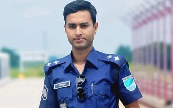 গোপালগঞ্জে সড়ক দুর্ঘটনায় পুলিশ কর্মকর্তা নিহত