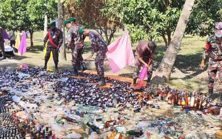 এবার সাতক্ষীরায় দেড় কোটি টাকার মাদক বিনষ্ট করলো বিজিবি