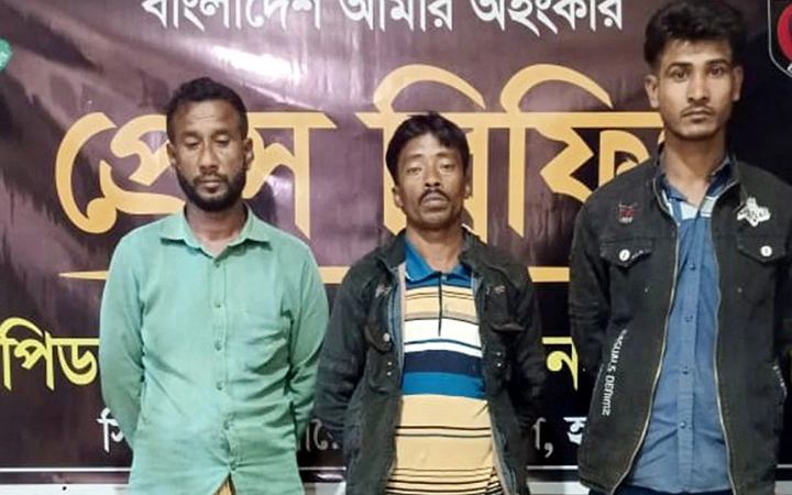 হবিগঞ্জে ৬৯ কেজি গাঁজাসহ আটক ৩