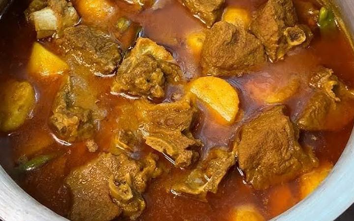 প্রোটিনের অভাব হলে শরীরে যে সকল সমস্যা দেখা দেয়