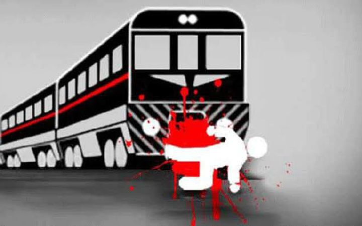 পাবনায় ট্রেন দুর্ঘটনায় নিহত ২