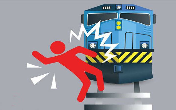 কিশোরগঞ্জে ট্রেনে কাটা পড়ে নিহত ১