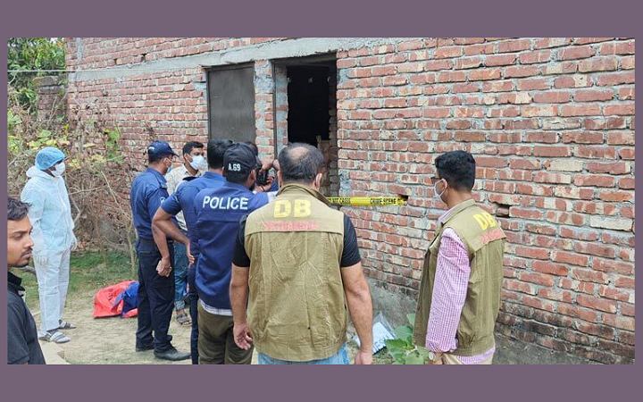 আউলিয়াপুরে হাত-পা মুখ বাঁধা ঝুলন্ত মরদেহ উদ্ধার