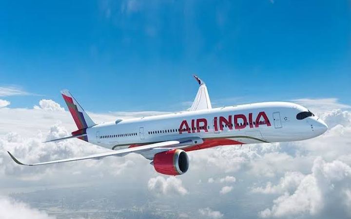 কাশ্মীরে হামলার পর প্লেন ভাড়া একলাফে দ্বিগুণ