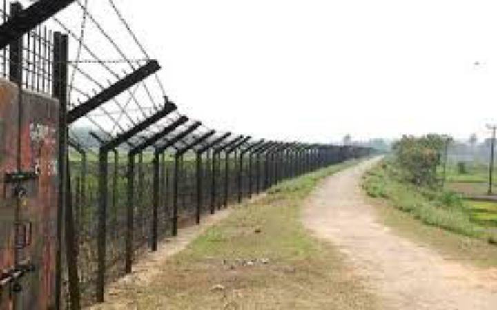 ব্রাহ্মণবাড়িয়া সীমান্ত থেকে ৭০ লাখ টাকার ভারতীয় চশমা জব্দ
