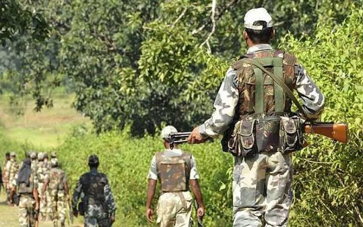 ভারতের ওড়িশায় দুই ট্রাক বিস্ফোরক লুট, আতঙ্কে রাজ্যবাসী