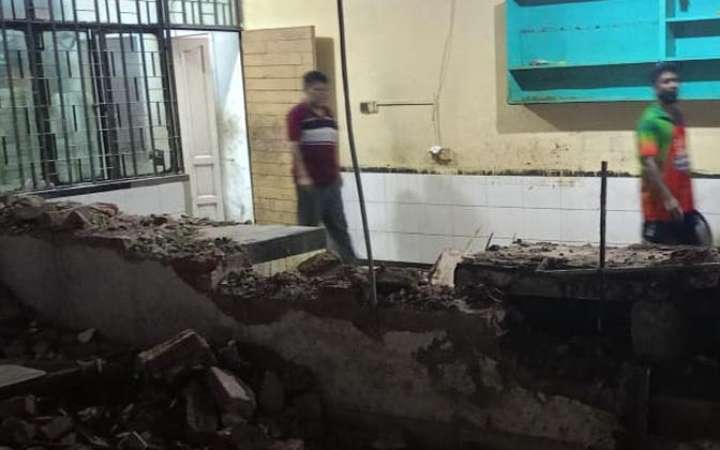 দেয়ালচাপায় ঢাকা বিশ্ববিদ্যালয়ে এক শ্রমিকের মৃত্যু