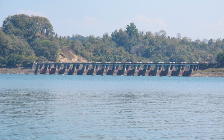 রাঙামাটি কাপ্তাই হ্রদের পানি বিপদসীমার কাছাকাছি:  খোলা হবে ১৬টি স্পিলওয়ে