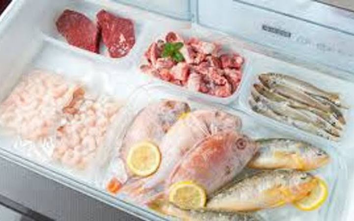 জেনে নিন তারাতাড়ি মাছ - মাংসের বরফ গলার উপায়