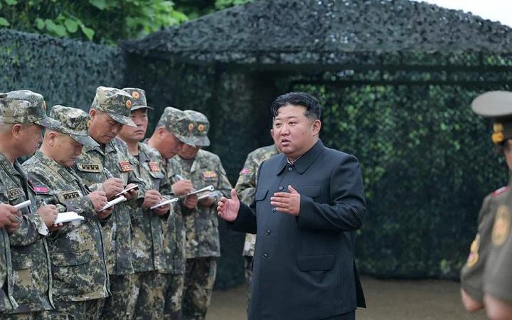 ‘প্রকৃত যুদ্ধের’ প্রস্তুতির নির্দেশ দিলেন কিম জং উন