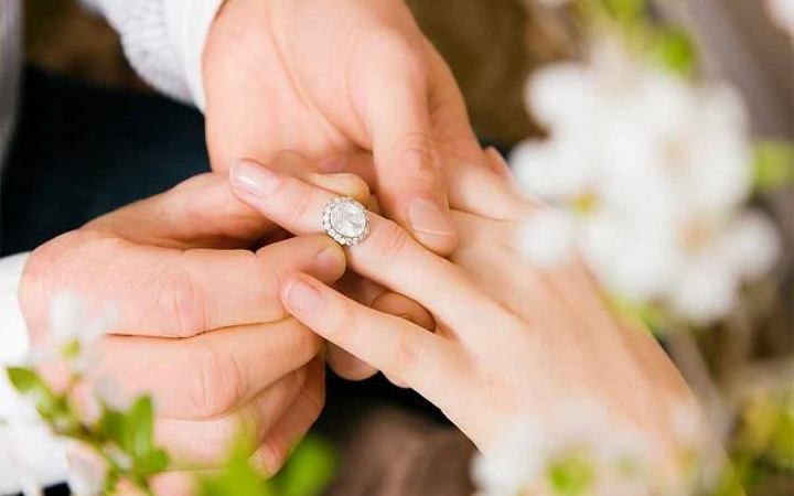 বেতন জানতে চাওয়ায় বিয়ে ভেঙে দিলেন তরুণ