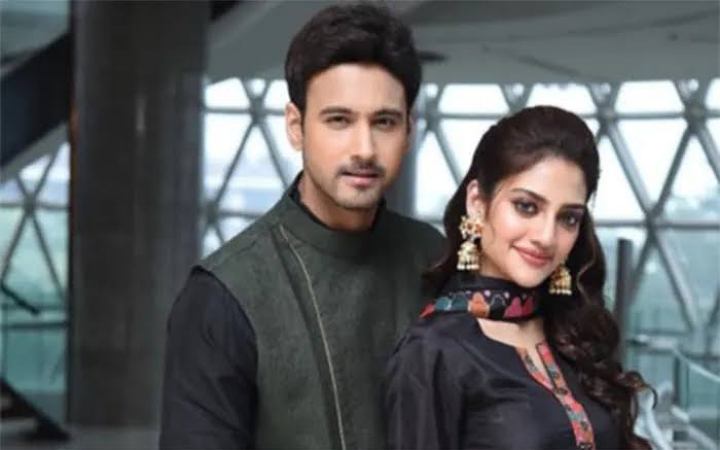 নানান গুঞ্জনের মধ্যে যে বার্তা দিলেন যশ-নুসরাত