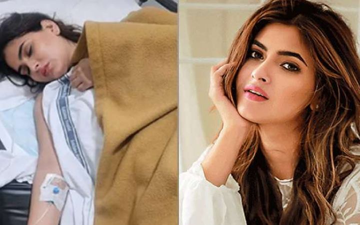 ট্রেন থেকে হটাৎ ঝাপ, হাসপাতালে ভর্তি কারিশমা শর্মা