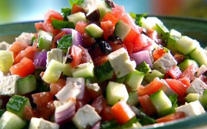 রেসিপি : চিজ সালাদ