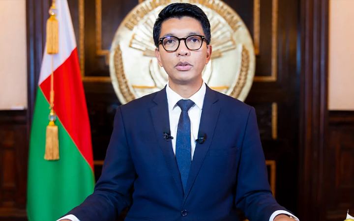 ক্ষমতাচ্যুত প্রেসিডেন্টের নাগরিকত্ব বাতিল করল মাদাগাস্কার