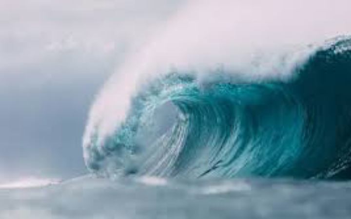 জাপানে শক্তিশালী ভূমিকম্পের পর সুনামির আঘাত