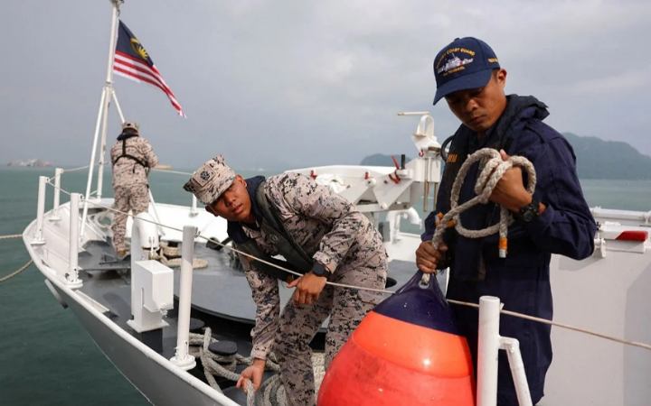 মালয়েশিয়ায় অভিবাসী নৌকাডুবি: ৩৬ জনের মৃতদেহ উদ্ধার