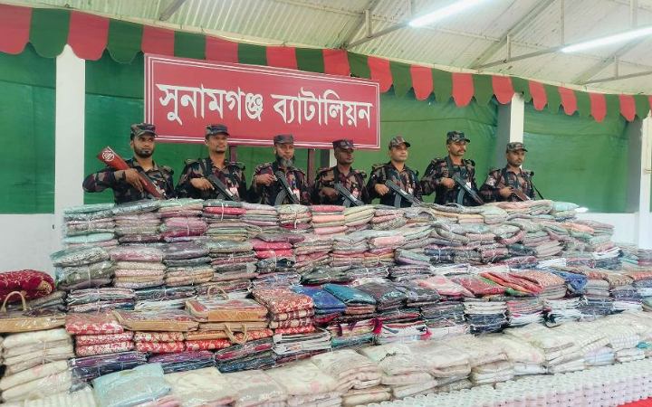 সুনামগঞ্জে বিপুল পরিমাণ চোরাই পণ্য জব্দ