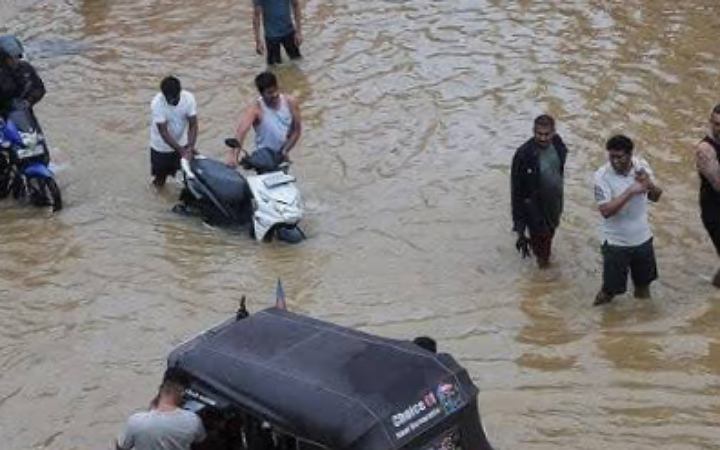 শ্রীলঙ্কায় বন্যা ও ভূমিধসে ৩১ জনের মৃত্যু