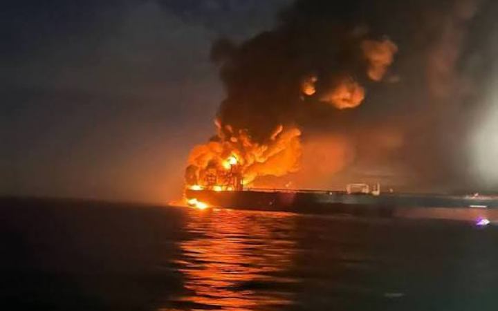 কৃষ্ণ সাগরে রাশিয়ার দুই ট্যাঙ্কারে ভয়াবহ বিস্ফোরণ