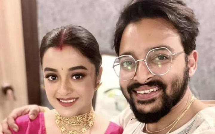 দাম্পত্যজীবনে এক অপরের স্বাধীনতায় বিশ্বাসী সৌরভ-দর্শনা