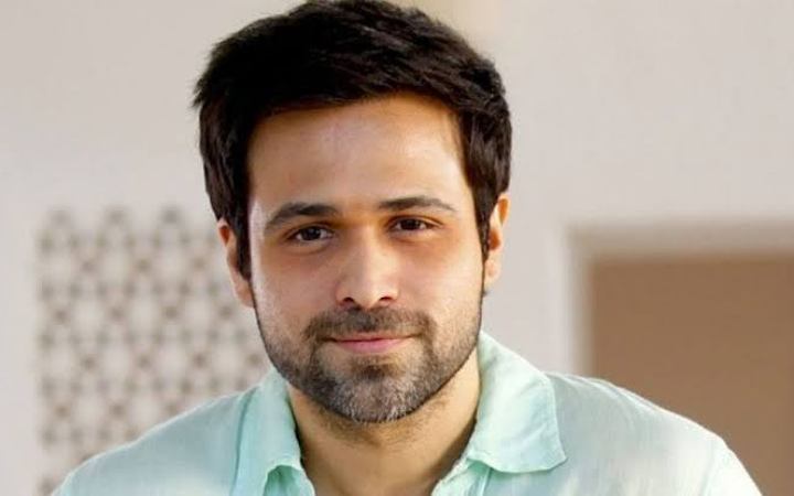 পেটে ব্যান্ডেজ বেঁধে গুরুত্বপূর্ণ দৃশ্যে অভিনয় করছেন হাশমি