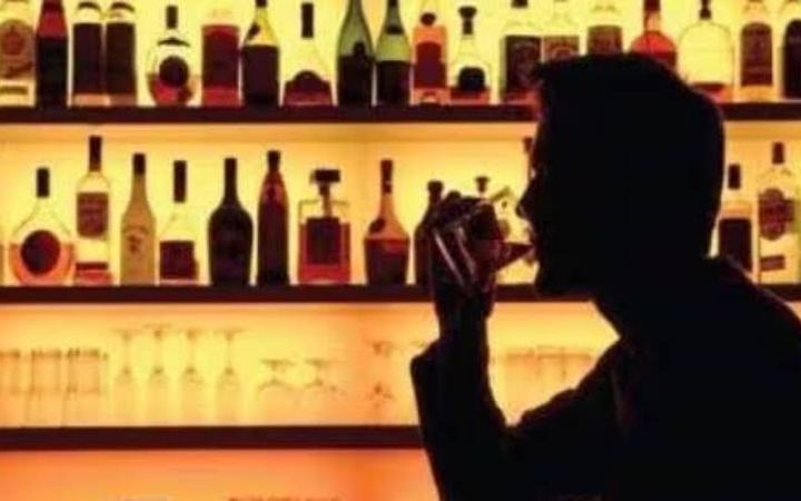 সৌদি আরবে মদের দোকানে অমুসলিম ধনী বিদেশিদের প্রবেশাধিকার বাড়লো