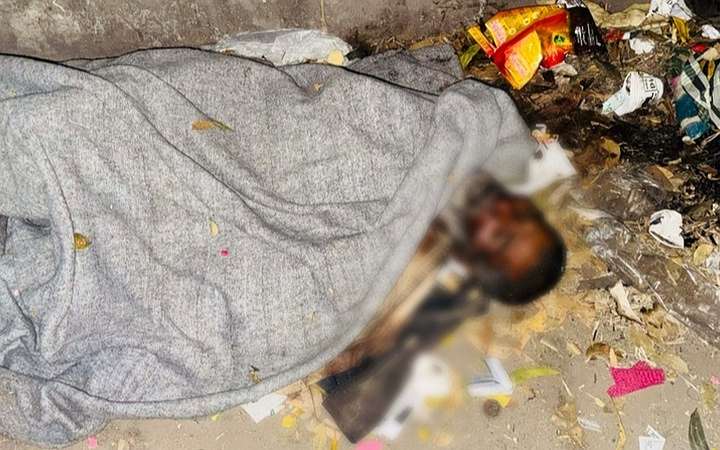রাজধানীর বাহাদুরশাহ পার্ক এলাকা থেকে অজ্ঞাত লাশ উদ্ধার