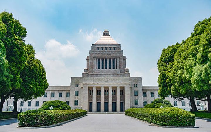 জাপানের সংসদ ভবনে শৌচাগার সংকটে নারী সদস্যরা